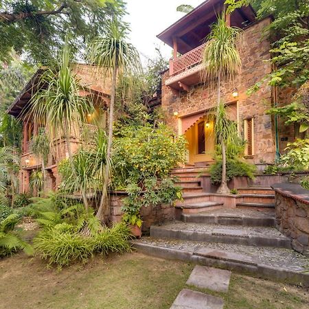 Hostie Chinar Haveli - Heritage Home With Pool, Gurgaon Esterno foto