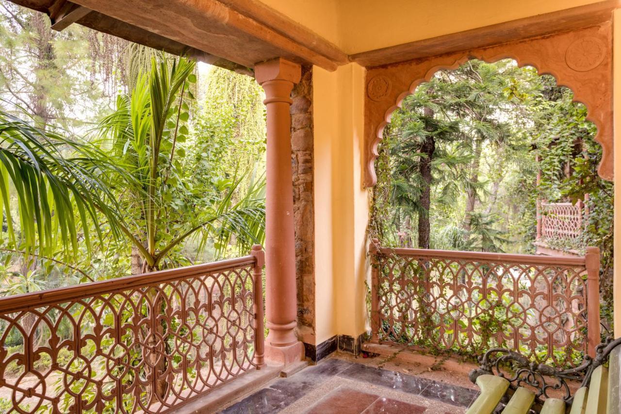 Hostie Chinar Haveli - Heritage Home With Pool, Gurgaon Esterno foto