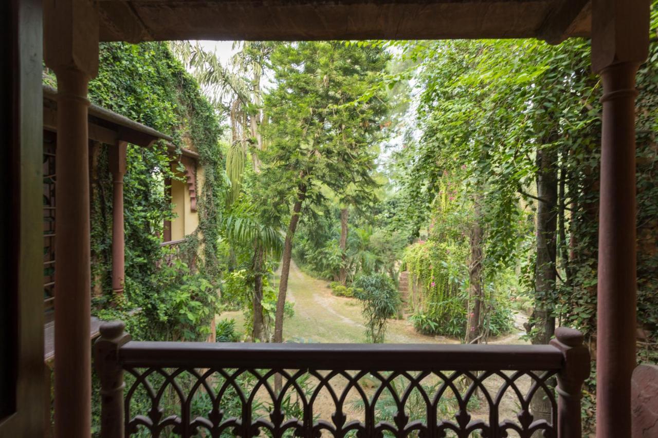 Hostie Chinar Haveli - Heritage Home With Pool, Gurgaon Esterno foto