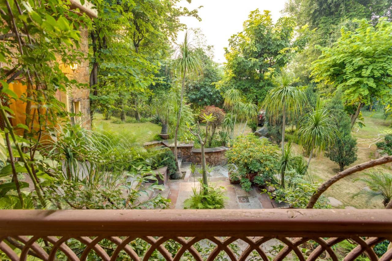 Hostie Chinar Haveli - Heritage Home With Pool, Gurgaon Esterno foto