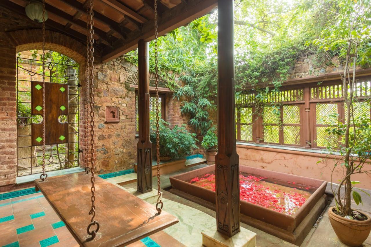 Hostie Chinar Haveli - Heritage Home With Pool, Gurgaon Esterno foto