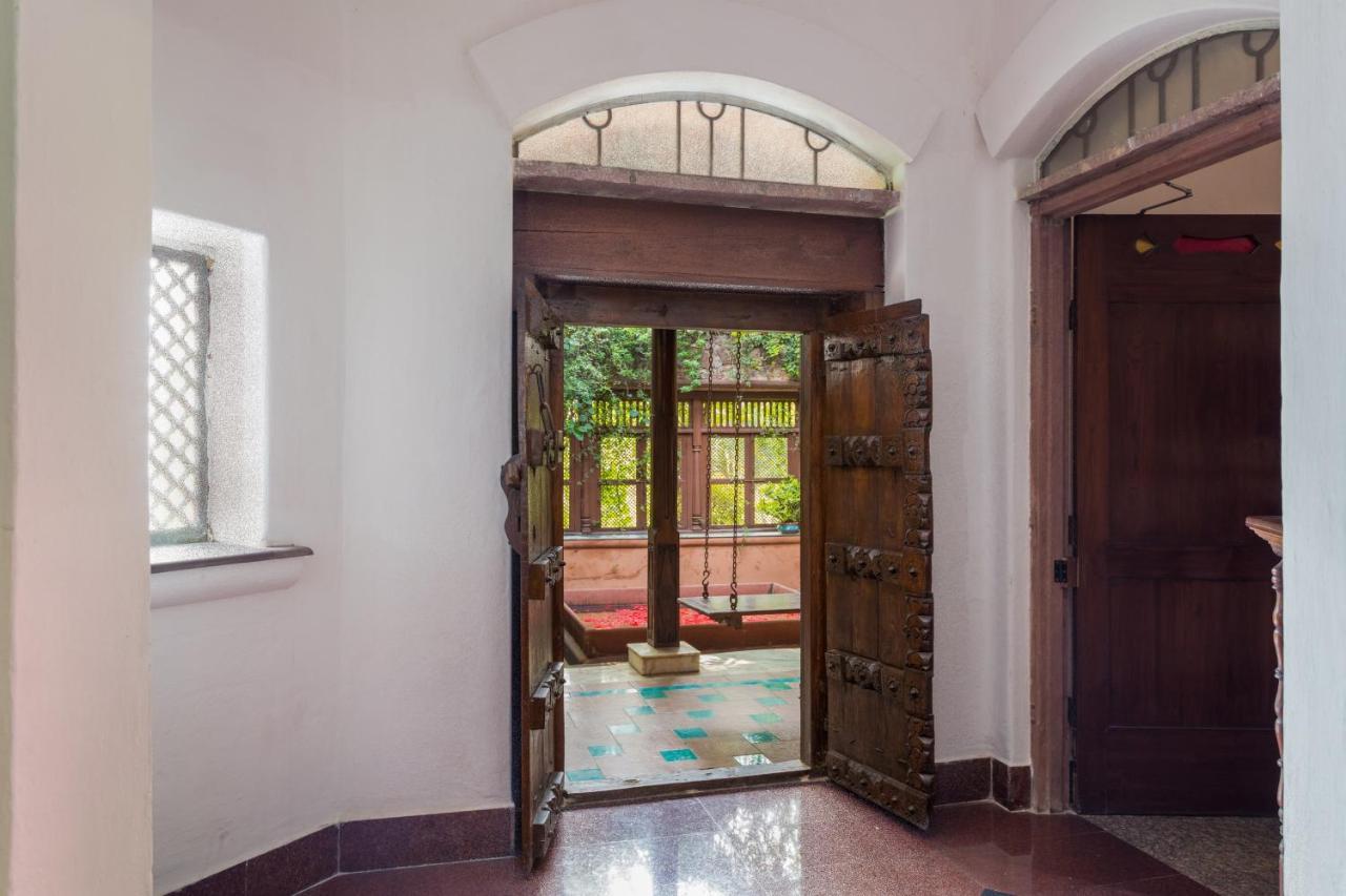 Hostie Chinar Haveli - Heritage Home With Pool, Gurgaon Esterno foto