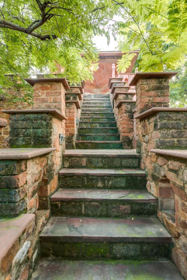 Hostie Chinar Haveli - Heritage Home With Pool, Gurgaon Esterno foto