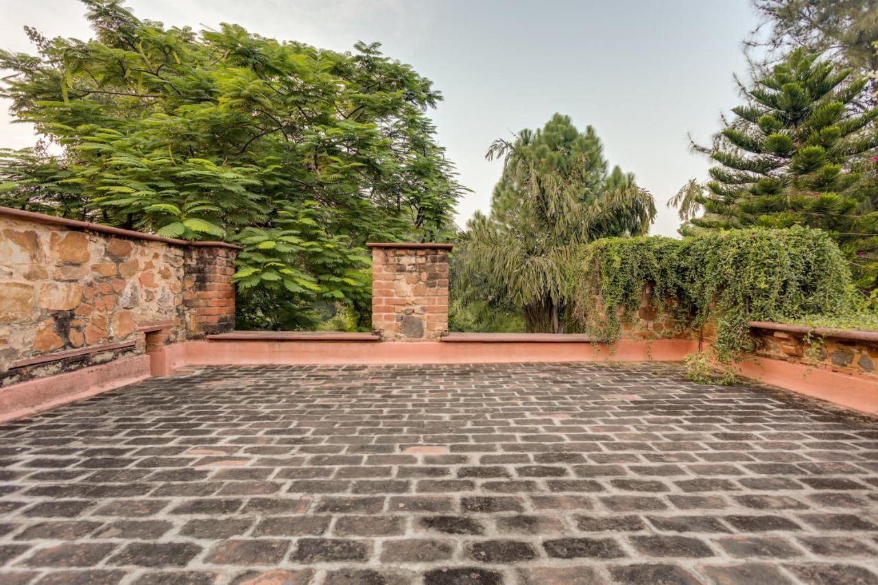 Hostie Chinar Haveli - Heritage Home With Pool, Gurgaon Esterno foto